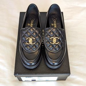 Chanel 38.5 CC Turnlock | Turn Lock Quilted Loafers Black